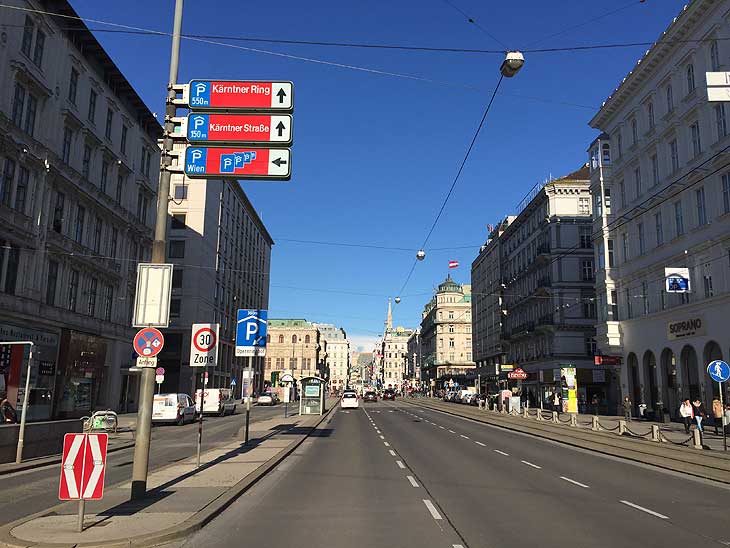 Mit den Wiener Linien kreuz  und quer durch Wien ©Foto: Martin Schmitz
