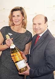 Desirée Treichl-Stürgkh, Dominique Meyer (Foto: Wiener Staatsoper / Michael Pöhn)